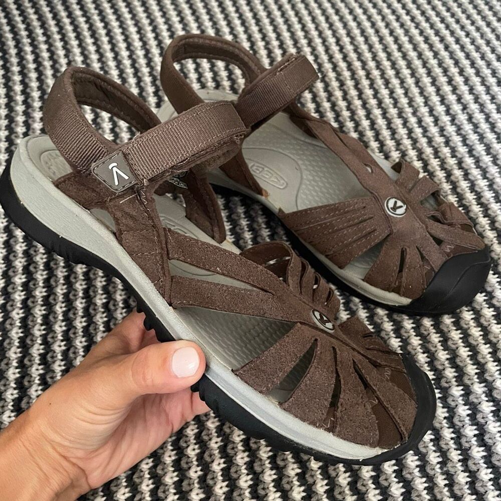 Keen brown sandal women’s shoe size 7.5